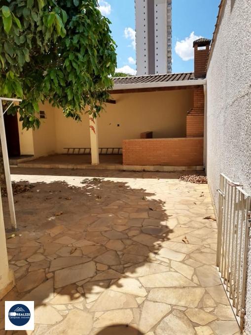 Casa à venda com 3 quartos, 351m² - Foto 6