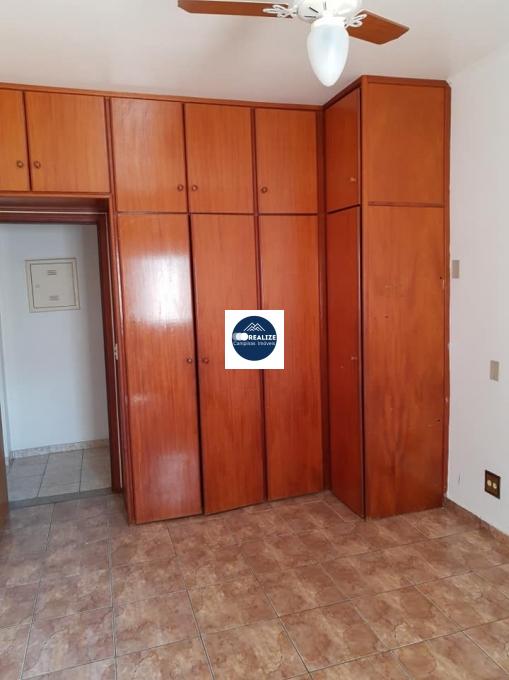 Casa à venda com 3 quartos, 351m² - Foto 10