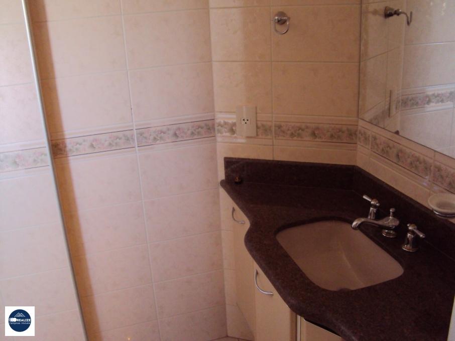 Apartamento à venda com 4 quartos, 230m² - Foto 2