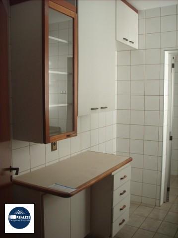 Apartamento à venda com 3 quartos, 74m² - Foto 9