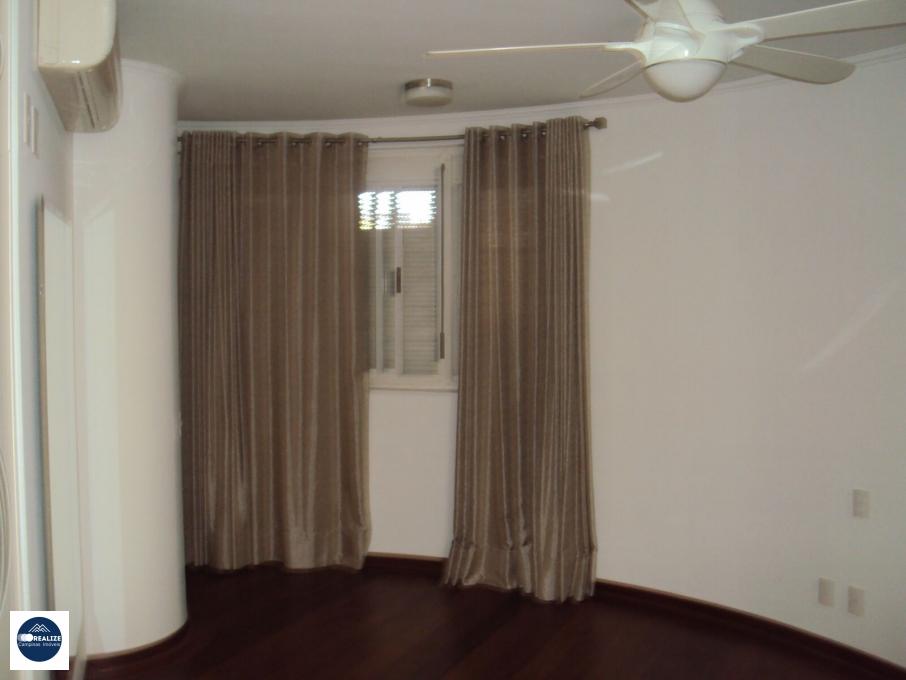 Apartamento à venda com 4 quartos, 230m² - Foto 3