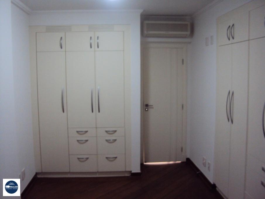 Apartamento à venda com 4 quartos, 230m² - Foto 16