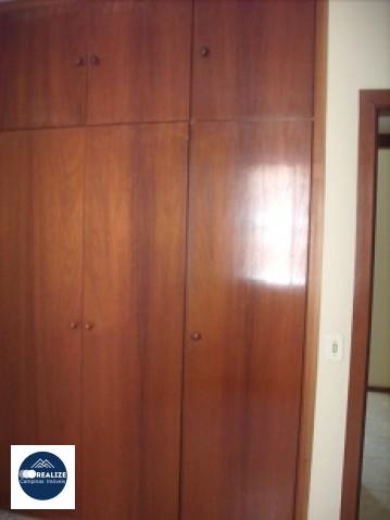 Apartamento à venda com 3 quartos, 74m² - Foto 4